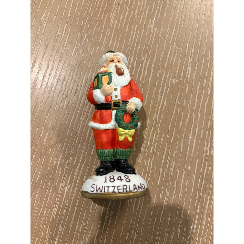 Vintage 1993 Heilig-Meyers Santas Around World 1848 Switzerland Figurine 4.5"
